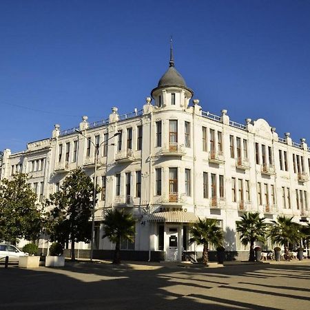 Ritsa Hotel Suhumi Exterior foto